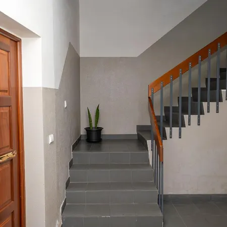 Monte * Ponta Delgada