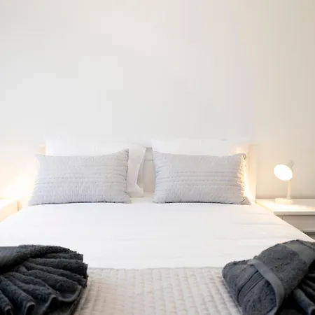 Monte Apartment *